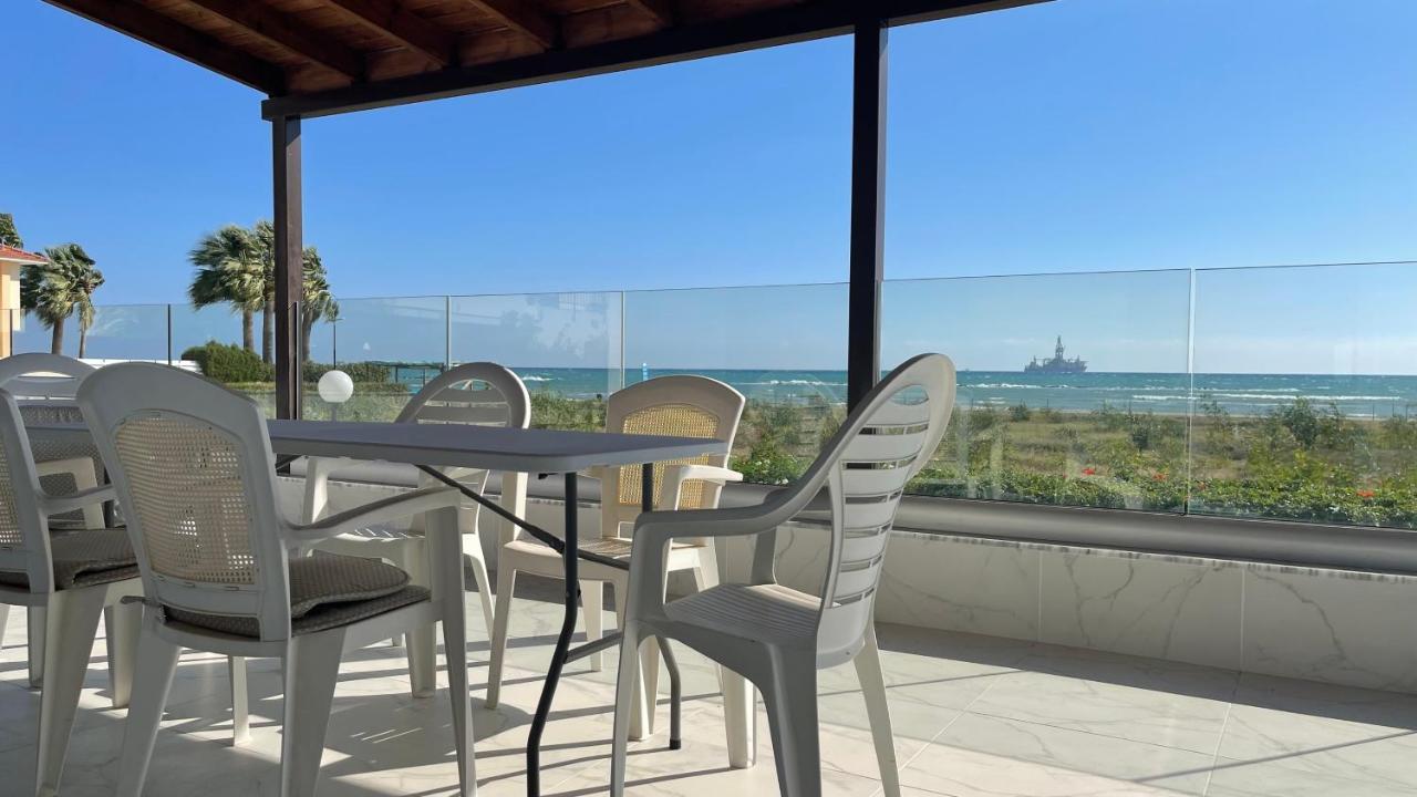 Beachfront Villa - Dasaki Larnaca Exterior photo